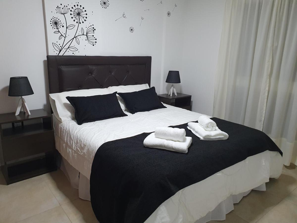 Departamento De Catagoria M&L Lägenhet Villa María Exteriör bild